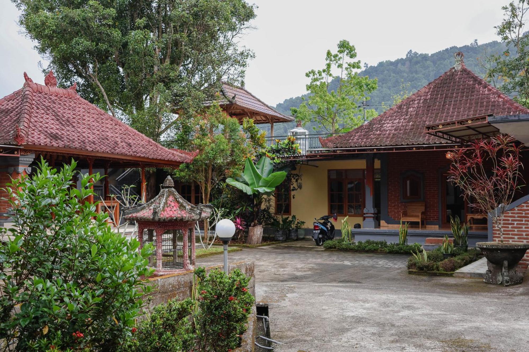 The Kori Homestay Munduk Esterno foto